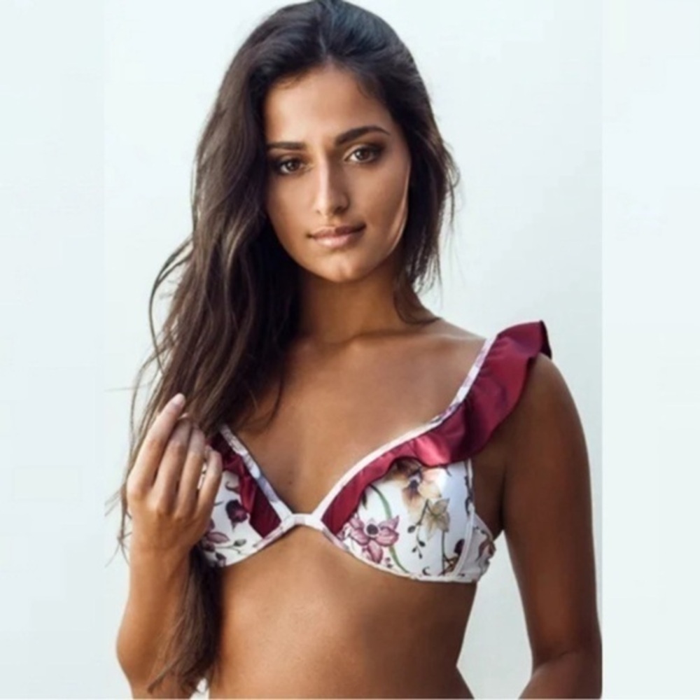 Lulus Cupshe White Floral Burgundy Ruffle Bikini Top